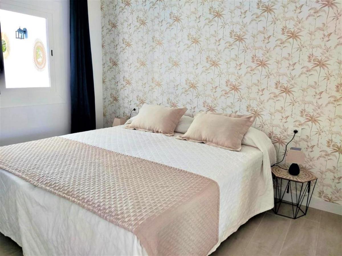 شقة Gold Sand, Huge Terrace, Fast Wi-Fi, Sat Tv سان ميغيل ذي أبونا المظهر الخارجي الصورة